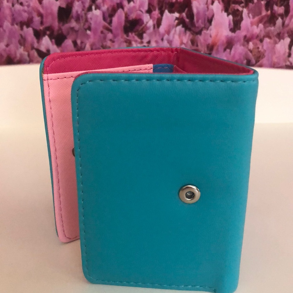 NEW SASSY BLUE CAT LOVERS COMPACT TRIFOLD WALLET - Picture 6 of 8